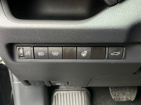 Used 2024 Toyota RAV4 XLE w/ Convenience Package image 29