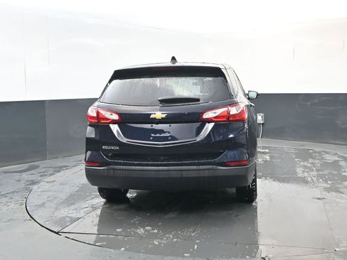 Used 2020 Chevrolet Equinox LS w/ LS Convenience Package image 4