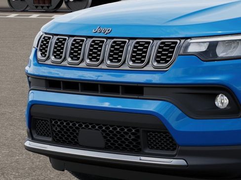 New 2026 Jeep Compass Latitude AWD/4WD image 11