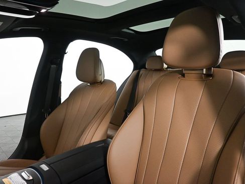 New 2026 Mercedes-Benz E 450 4MATIC Sedan image 5