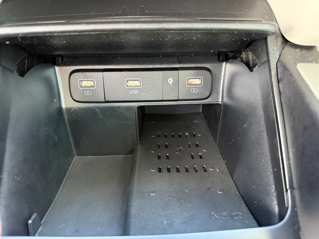 Used 2023 Kia Sorento EX w/ Panoramic Sunroof Package FWD image 29