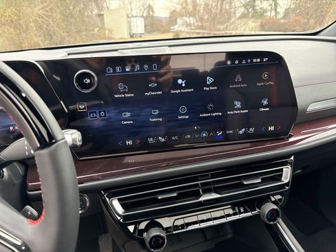 New 2026 Chevrolet Traverse RS image 13