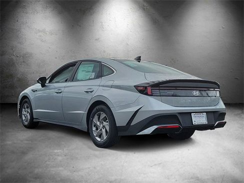 New 2026 Hyundai Sonata SE image 4