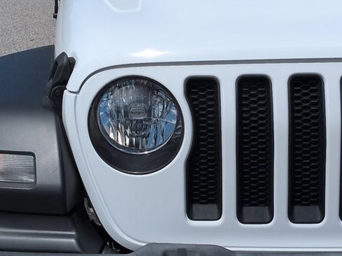 Used 2022 Jeep Wrangler Unlimited Sport AWD/4WD image 11
