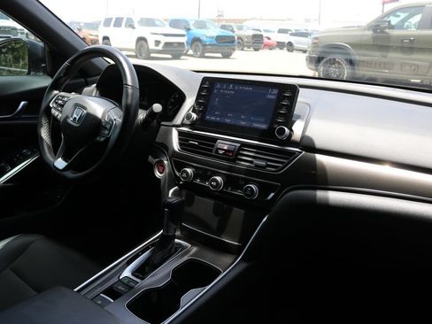 Used 2022 Honda Accord Sport image 18