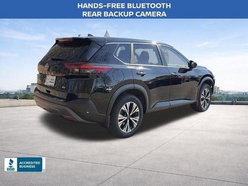 Certified 2023 Nissan Rogue SV image 4