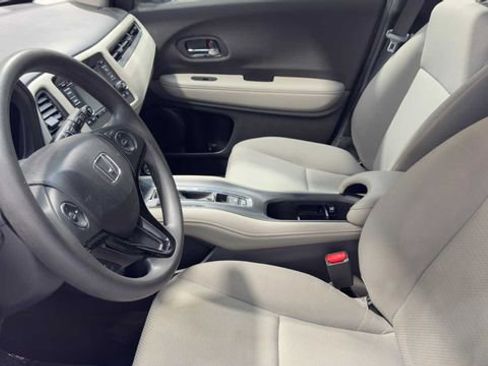 Used 2022 Honda HR-V LX image 20