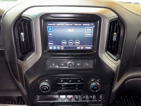 Used 2020 Chevrolet Silverado 2500 W/T w/ WT Convenience Package RWD image 19