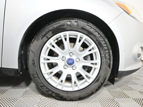 Used 2012 Ford Focus SE image 11