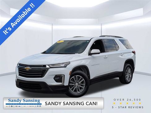 Used 2023 Chevrolet Traverse LT FWD image 1
