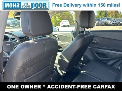 Used 2022 Chevrolet Trax LT w/ LT Convenience Package image 30