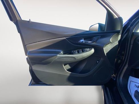 Used 2018 Chevrolet Volt LT image 16