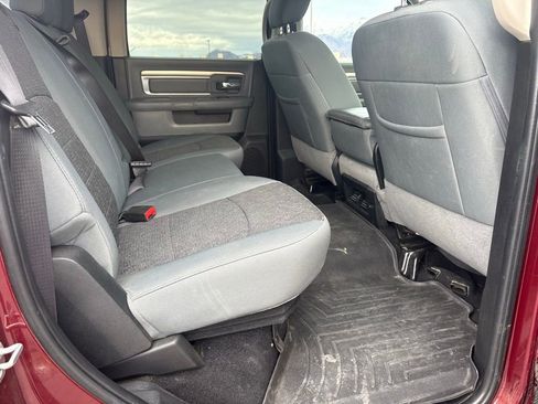 Used 2018 RAM 3500 Big Horn image 19