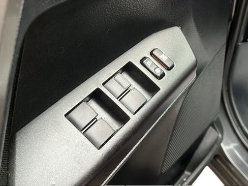 Used 2018 Toyota RAV4 LE image 23