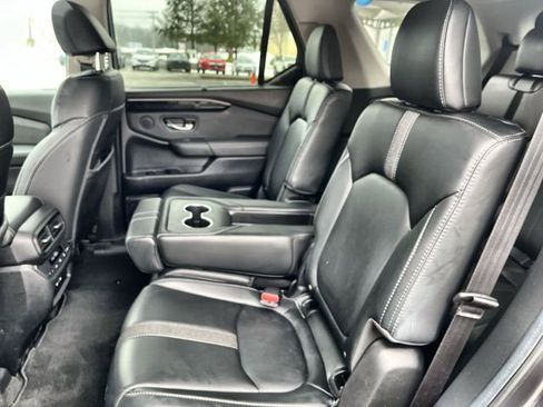 Used 2025 Honda Pilot EX-L image 25