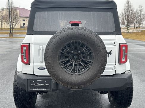 Used 2024 Ford Bronco Outer Banks image 10