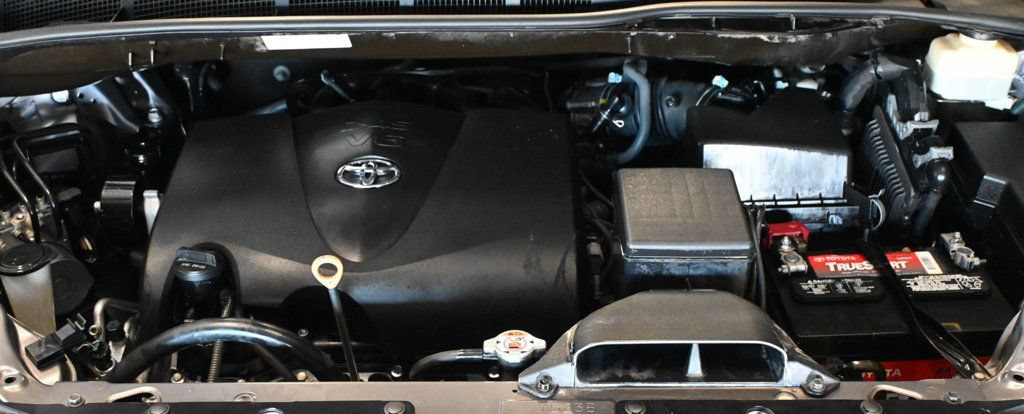 Used 2017 Toyota Sienna LE FWD image 21