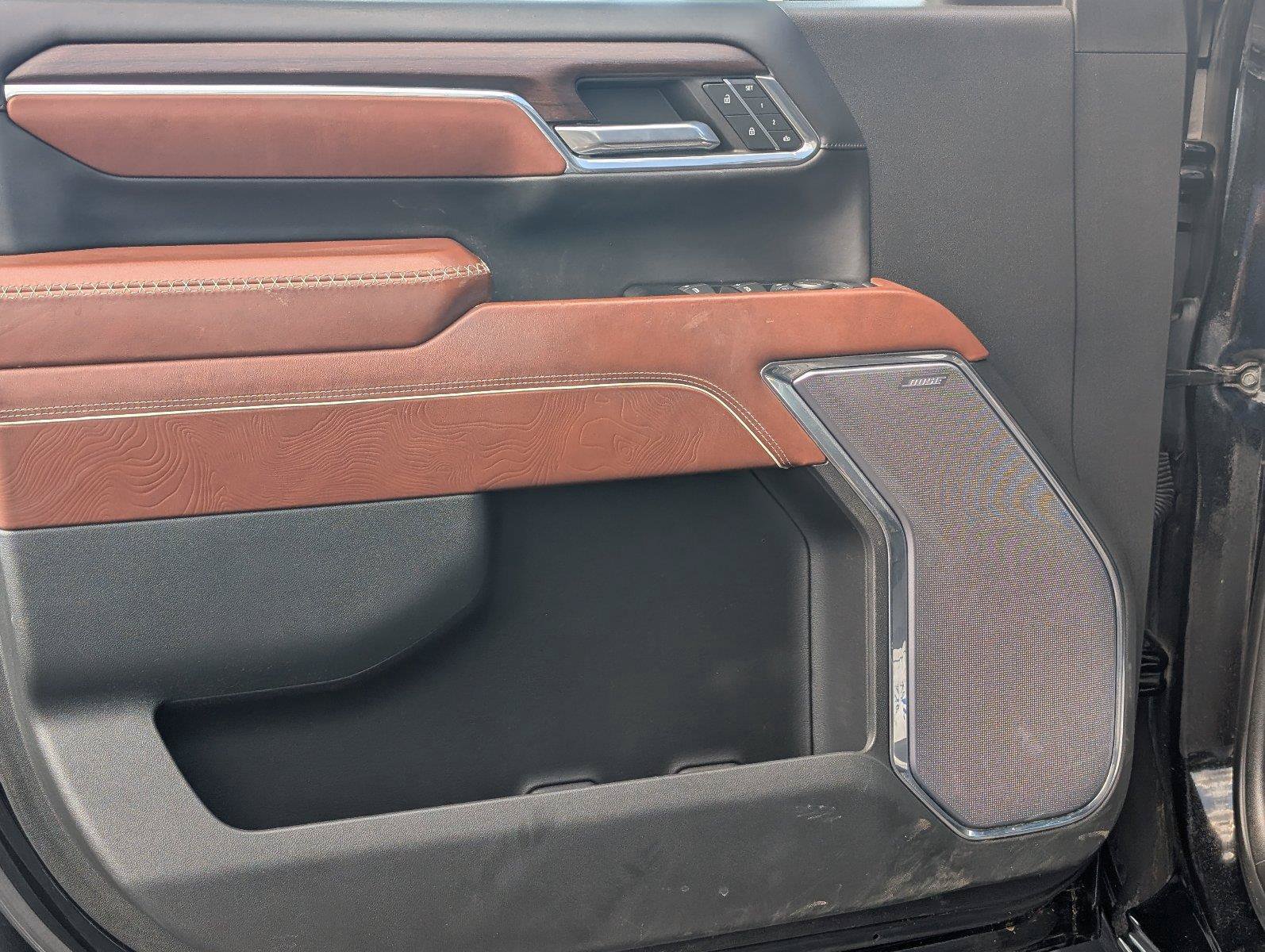 Certified 2024 GMC Sierra 2500 Denali Ultimate AWD/4WD image 14