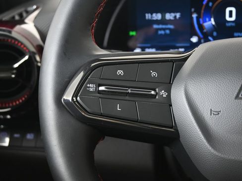 Used 2025 Chevrolet Equinox RS w/ Safety and Technology Package AWD/4WD image 36