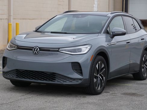 Used 2022 Volkswagen ID.4 Pro S image 2