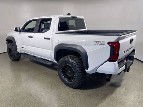 New 2025 Toyota Tacoma TRD Off-Road image 5
