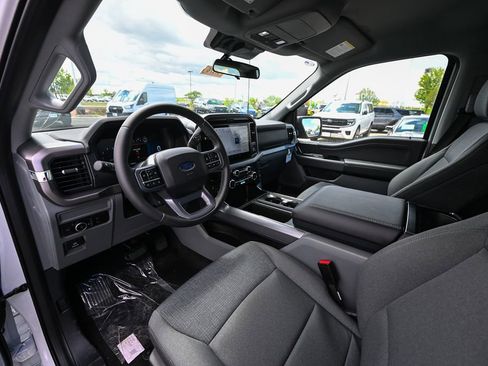 New 2026 Ford F150 XLT w/ XLT Chrome Appearance Package AWD/4WD image 14