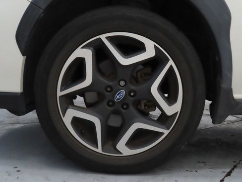 Used 2019 Subaru Crosstrek 2.0i Limited w/ Moonroof Package w/Navigation image 30