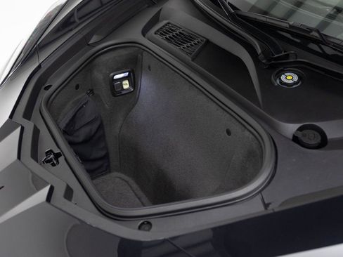 Used 2023 Chevrolet Corvette Stingray Premium Conv w/ Z51 Performance Package image 18