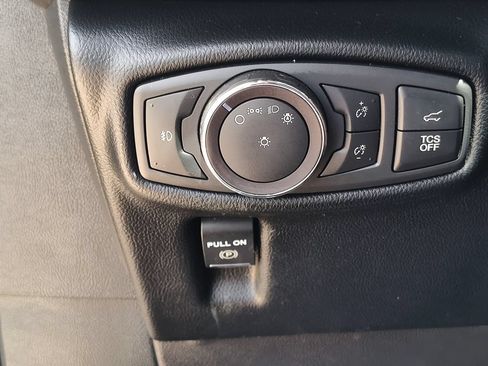 Used 2019 Lincoln Nautilus Reserve FWD image 25