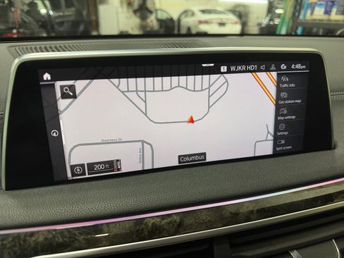 Used 2022 BMW 740i xDrive w/ M Sport Package AWD/4WD image 20