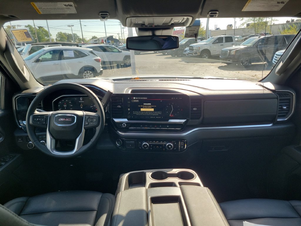 Used 2026 GMC Sierra 1500 SLT AWD/4WD image 13