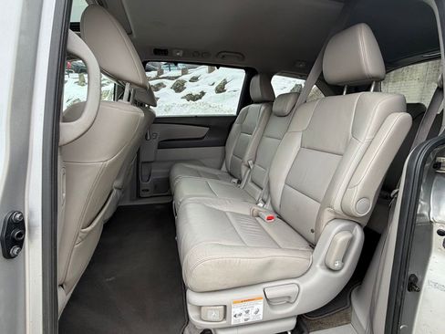 Used 2012 Honda Odyssey EX-L image 22