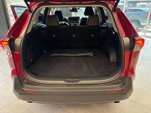 Used 2023 Toyota RAV4 XLE Premium image 30