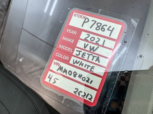 Used 2021 Volkswagen Jetta SEL Premium image 30