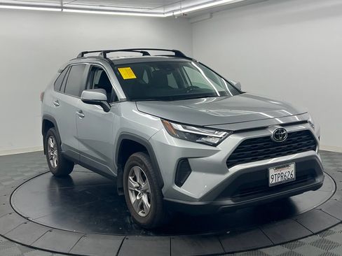 Used 2025 Toyota RAV4 XLE FWD image 3