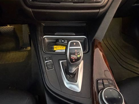 Used 2014 BMW 428i xDrive Convertible image 24