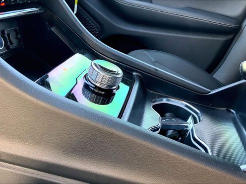 New 2025 Jeep Grand Cherokee Altitude image 7