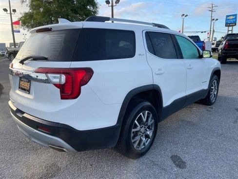 Used 2023 GMC Acadia SLT image 7