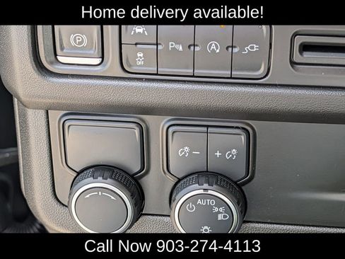 Used 2021 Chevrolet Suburban RST w/ Luxury Package RWD image 24
