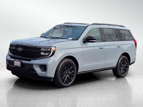 Used 2025 Ford Expedition Platinum w/ Stealth Appearance Package AWD/4WD image 9