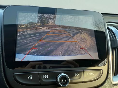 Used 2016 Chevrolet Malibu LT w/ Leather Package image 28