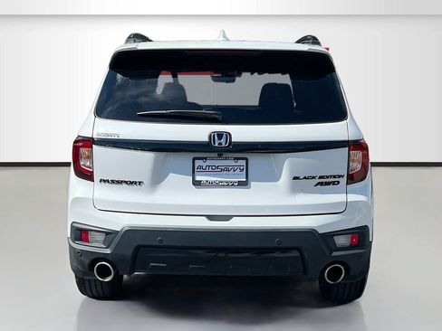 Used 2025 Honda Passport Black Edition image 6