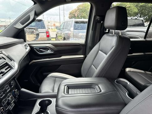 Used 2024 Chevrolet Tahoe LT RWD image 16
