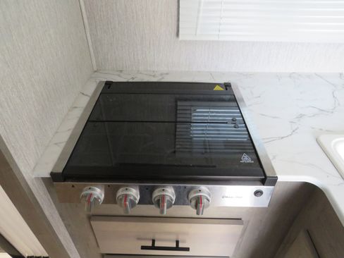 Used 2021 Ford E-350 and Econoline 350 Super Duty w/ Motorhome Prep Package image 17