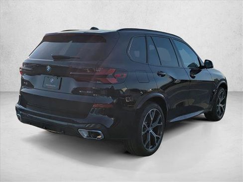 New 2026 BMW X5 xDrive40i w/ M Sport Package image 2