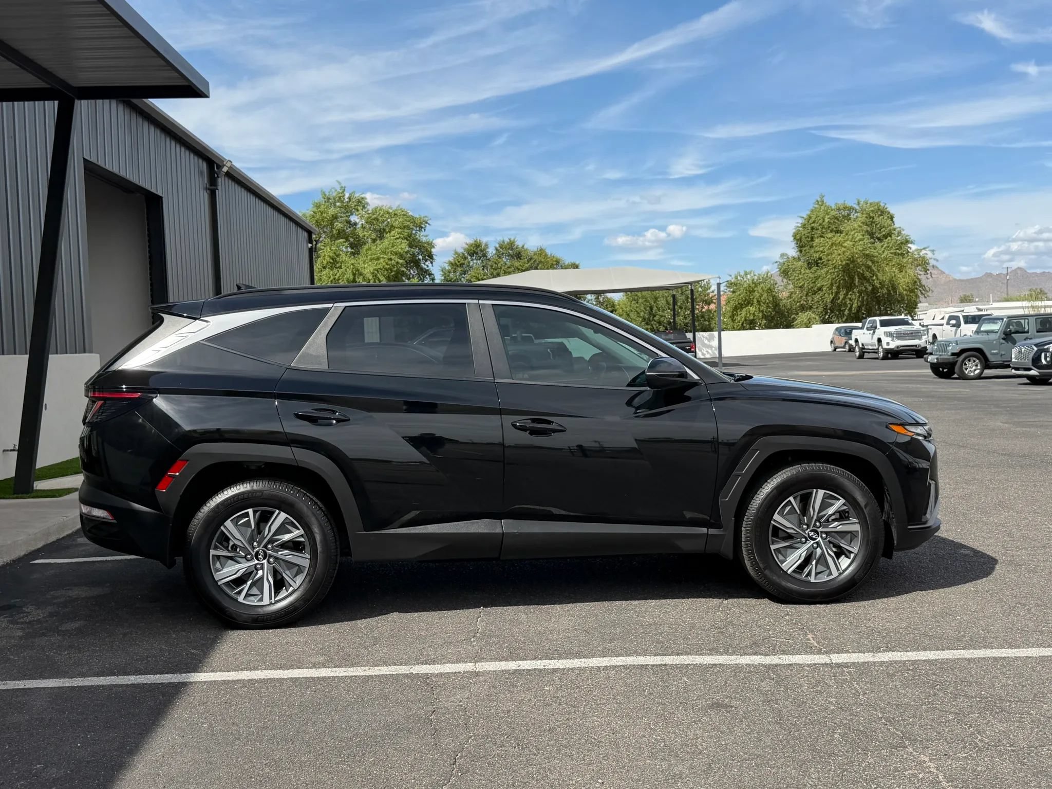 Used 2022 Hyundai Tucson Blue AWD/4WD image 9