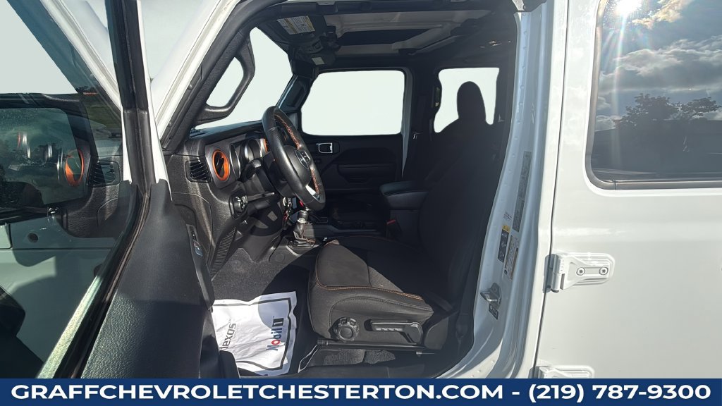 Used 2022 Jeep Gladiator Mojave w/ Trailer Tow Package AWD/4WD image 21