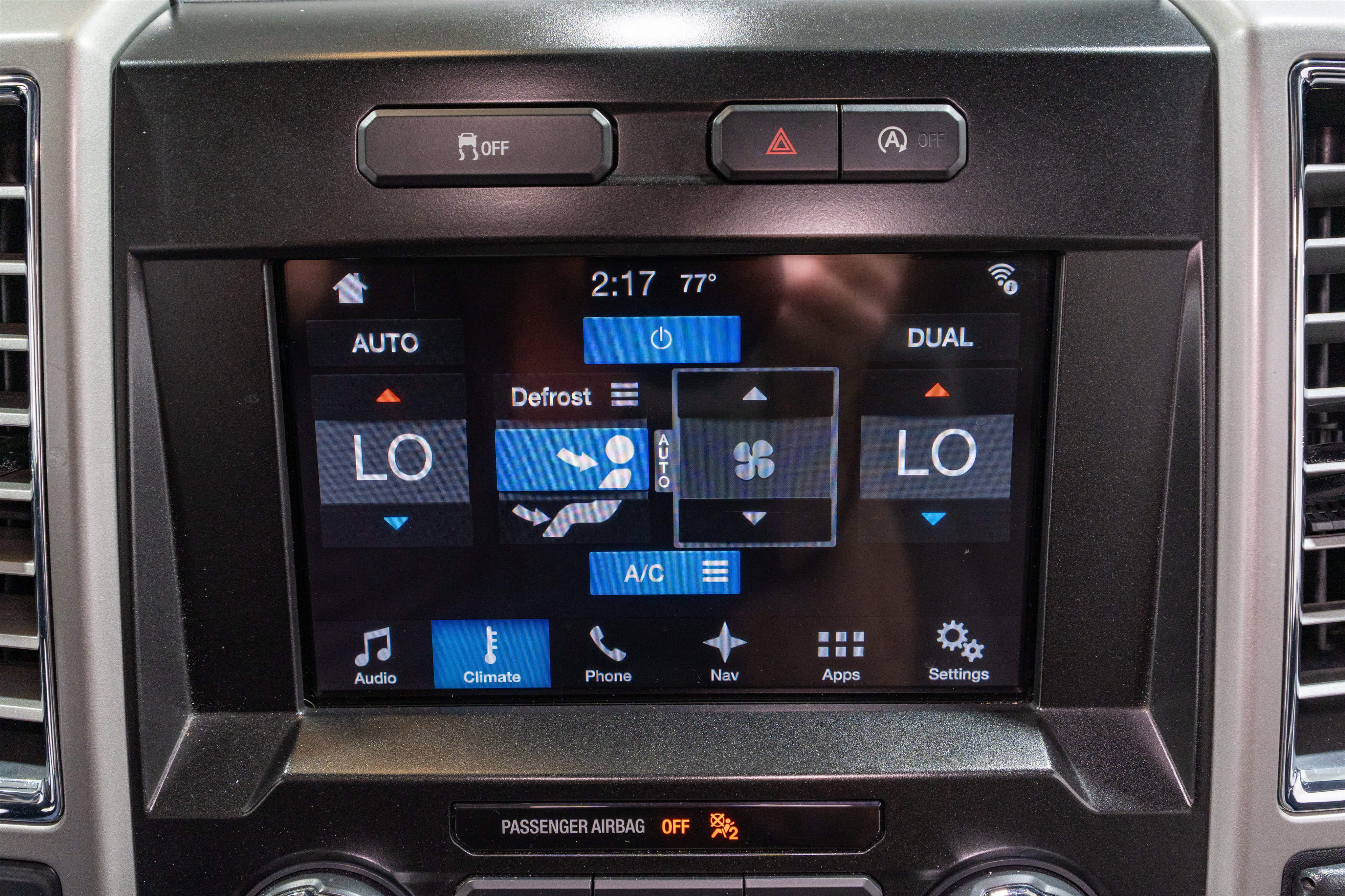 Used 2016 Ford F150 Lariat RWD image 23