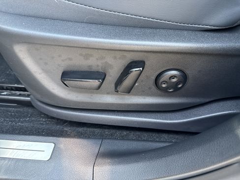 Certified 2024 Nissan Ariya AWD image 19