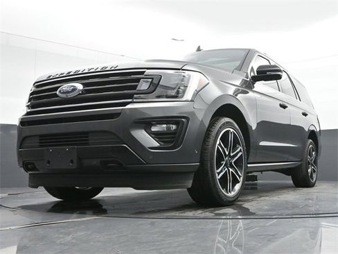 Used 2019 Ford Expedition Limited w/ Equipment Group 303A image 9